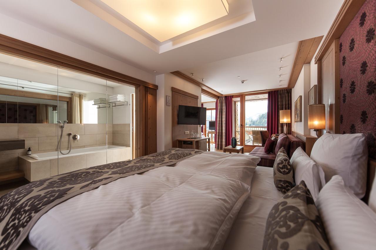 Schlosshotel ฟิสส์ ภายนอก รูปภาพ